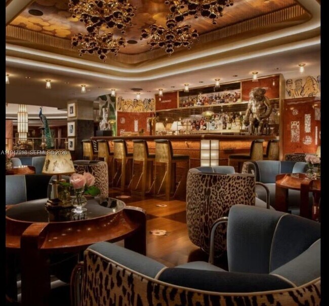 Building Photo - 801 Brickell Bay Dr