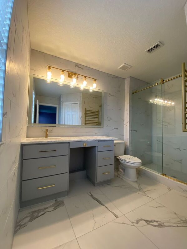 Building Photo - 541 Las Fuentes Dr