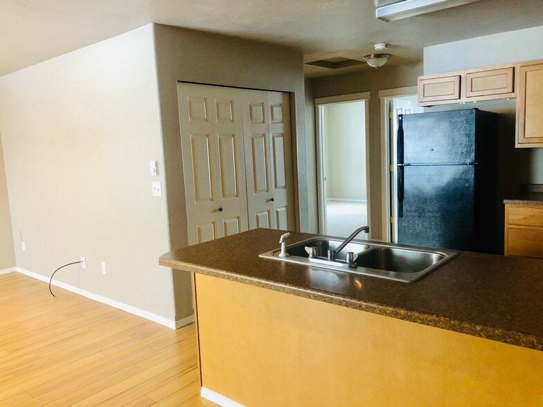 Building Photo - 225 Northgate Loop