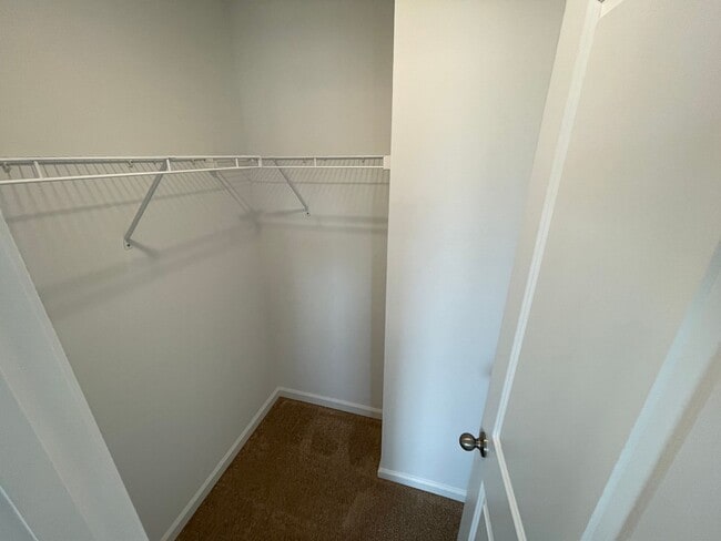 Building Photo - East Jefferson County New Home For Rent