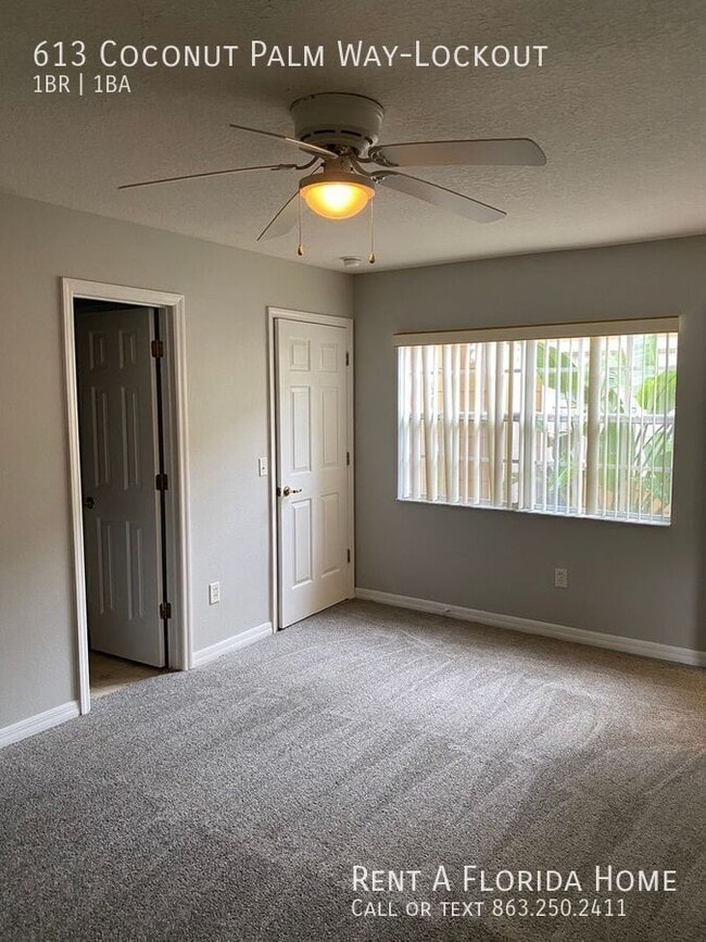 Building Photo - 613 Coconut Palm Way