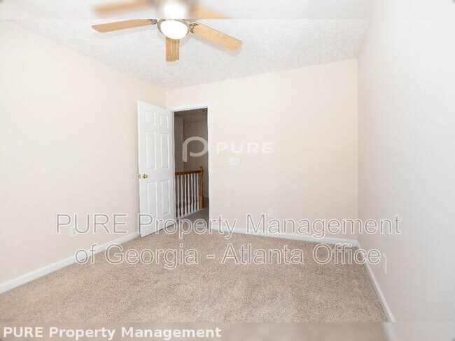 Building Photo - 624 Bedford Ct