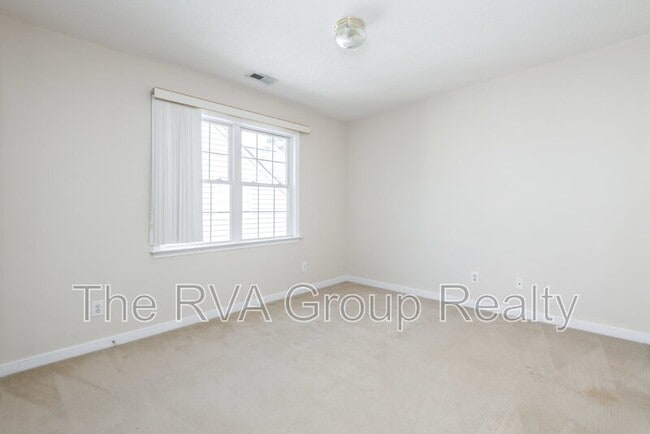 Building Photo - 10528 Runnymeade Dr