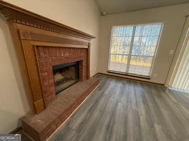 Building Photo - 235 Whirlwind Ct