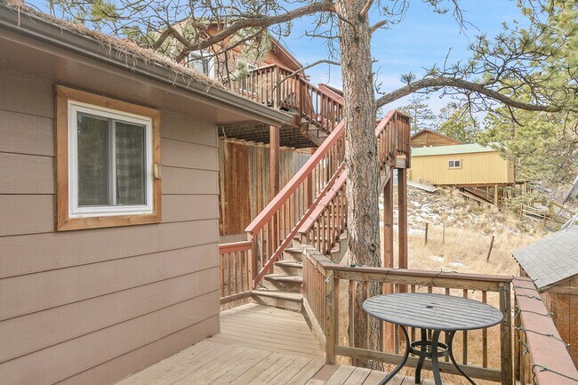 Building Photo - 12 minutes from downtown Bailey on a large wooded, private lot