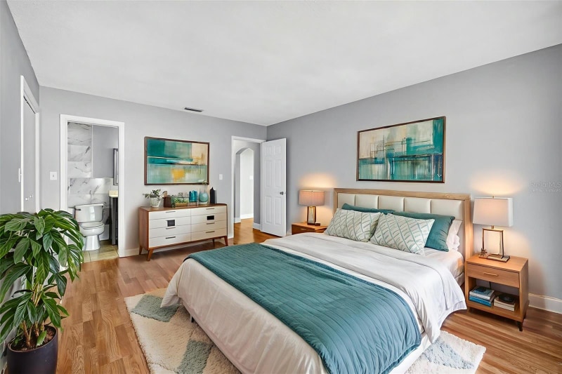 Building Photo - 8233 Redfield Dr