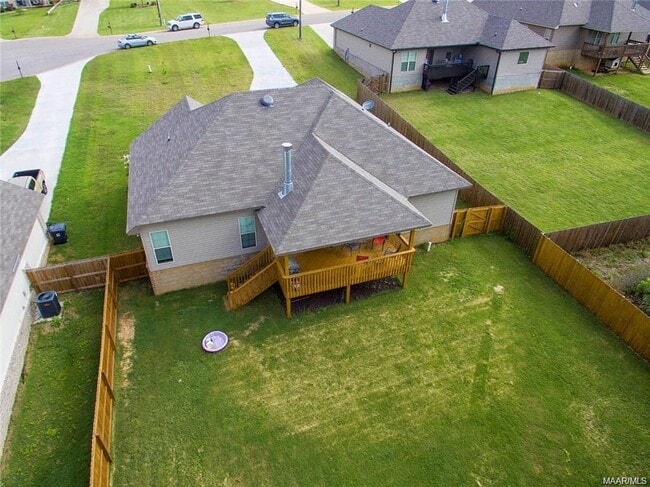 Building Photo - 175 Serene Ln