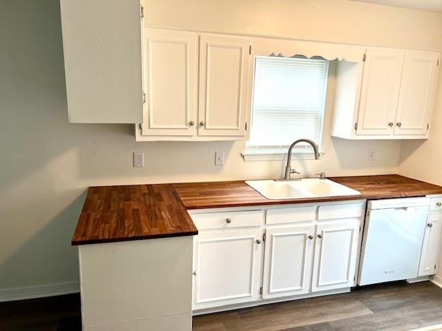 Building Photo - 9301 Cottage Park Dr N