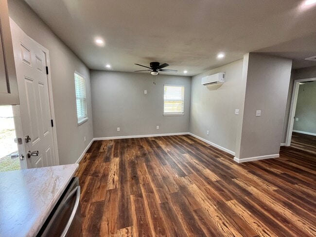 Building Photo - 4090 A Ave