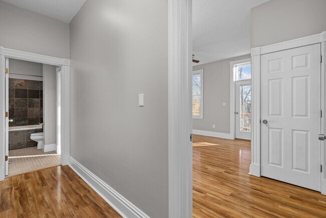 Building Photo - *MOVE IN SPECIAL* High end, 3 bedroom single family home in The Grove!