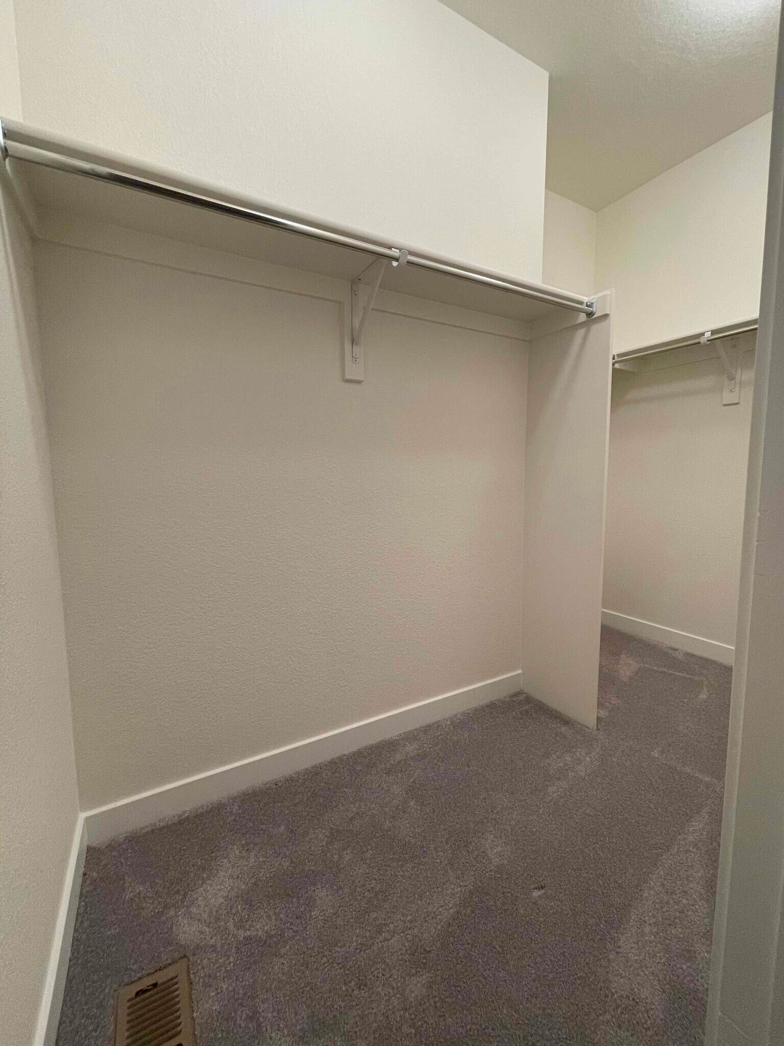 Building Photo - 8781 S Wenatchee Ct