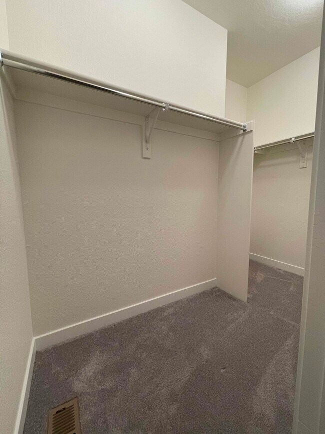 Building Photo - 8781 S Wenatchee Ct