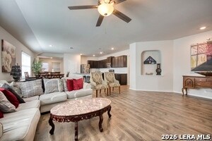 Building Photo - 6827 Kingsley Edge