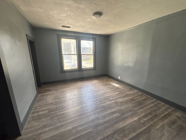 Building Photo - 1372 Orgill Ave