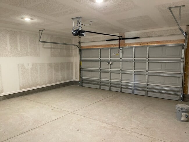 Building Photo - 10436 Ruffian Rte