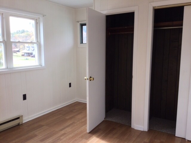 Bedroom - 5 Adirondack Rd