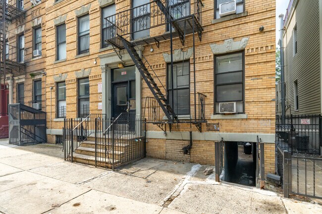 Building Photo - 84-90 South 1st Street