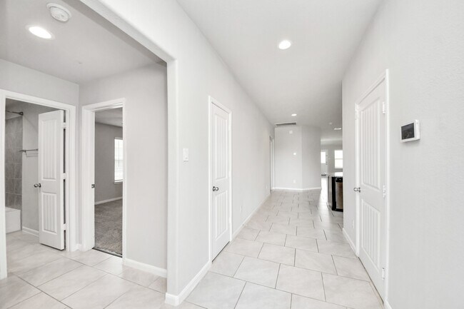 Building Photo - 3314 Zephyr Park Ln
