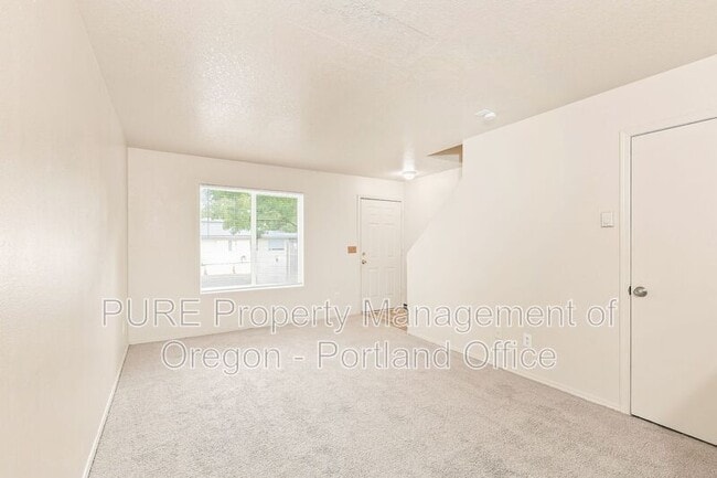 Building Photo - 2619 SE 125th Ave