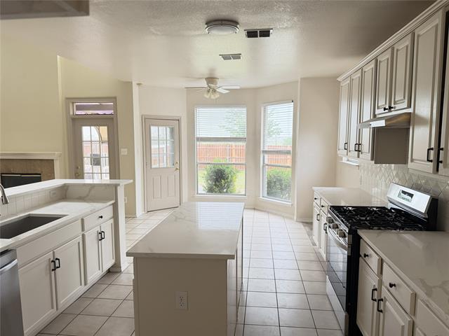 Building Photo - 11902 Woodland Way