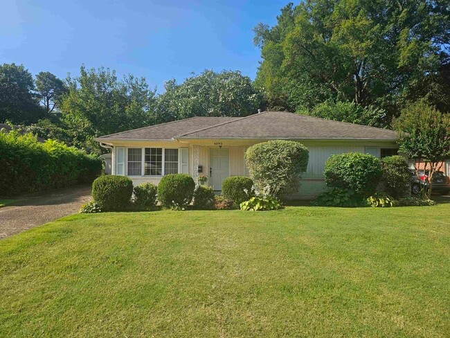 Primary Photo - 4093 Hilldale Ave