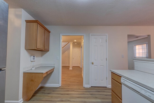 Building Photo - 632 Vonbryan Trace