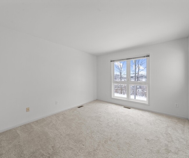 Building Photo - 905 Wildt St