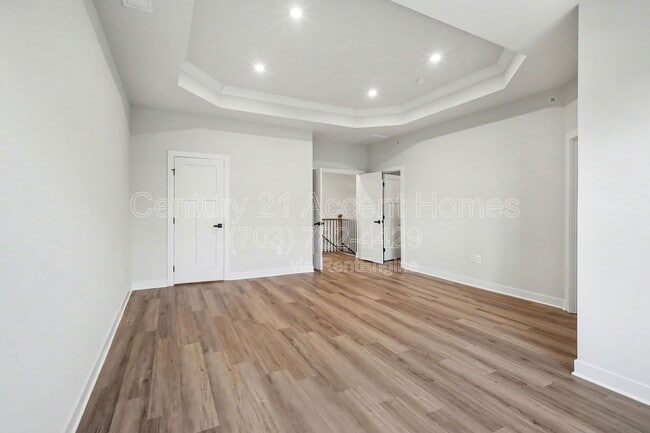 Building Photo - 1705 Dunnington Pl