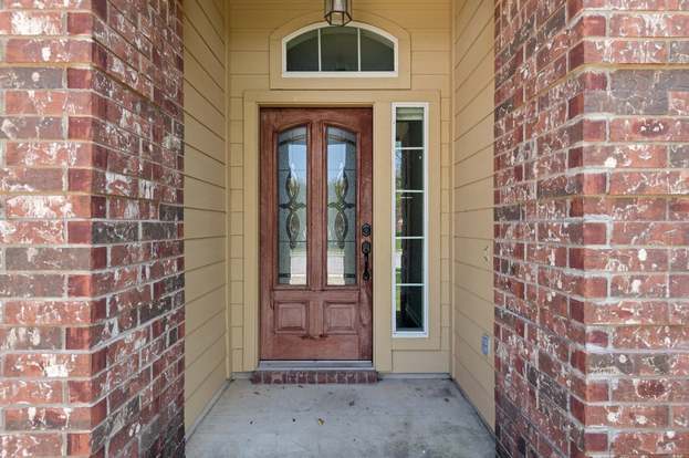 Building Photo - 1049 Regency Ln