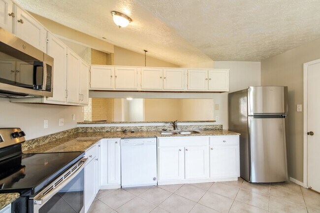 Building Photo - 11422 Milners Point Dr