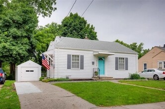 Building Photo - 4124 3rd St