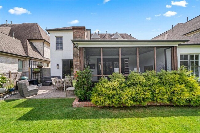 Building Photo - 9074 Baynard Lp N