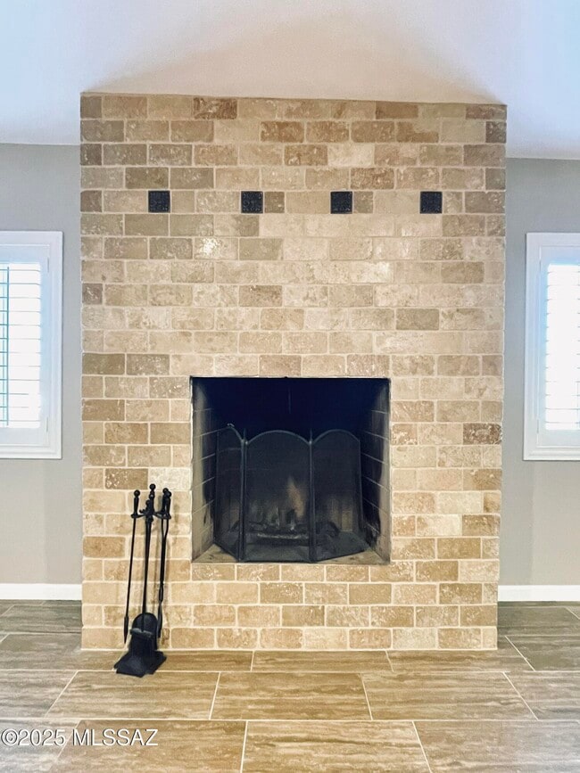 Building Photo - 12825 E Cape Horn Dr
