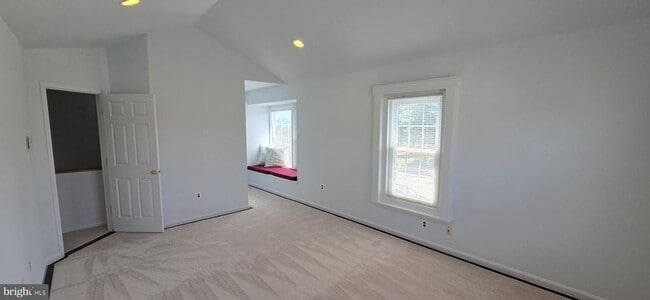 Building Photo - 2545 Logan Wood Dr