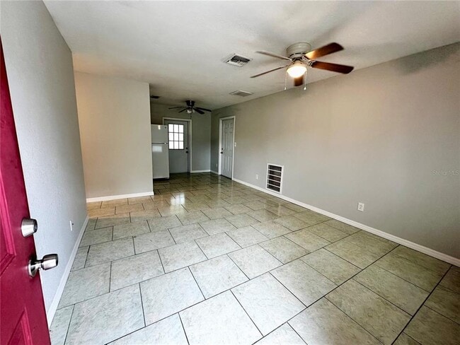 Building Photo - 8225 Pin Oak Ave