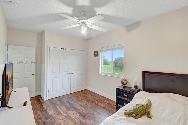 Building Photo - 16339 Malibu Dr