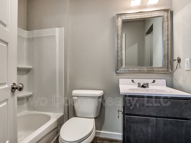 Building Photo - 2805 N Kentucky Ave