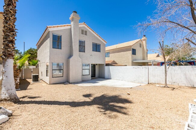 Building Photo - Great 3 bedroom home in South Shore!!