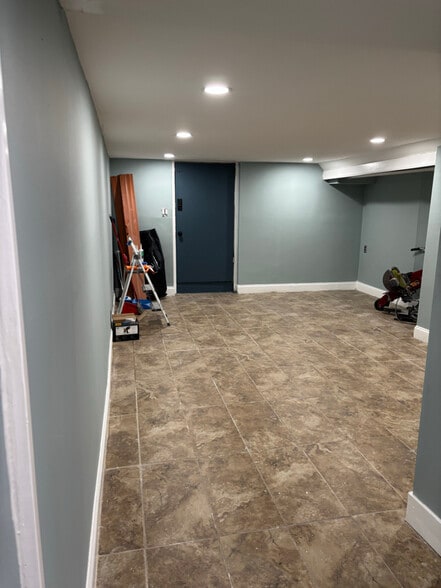 Building Photo - 114-01 Francis Lewis Blvd