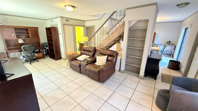 Building Photo - 6621 SW 116th Pl