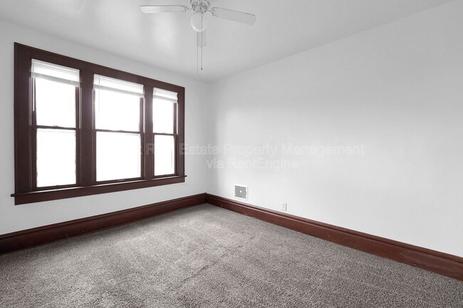 Building Photo - 794 S 22nd St