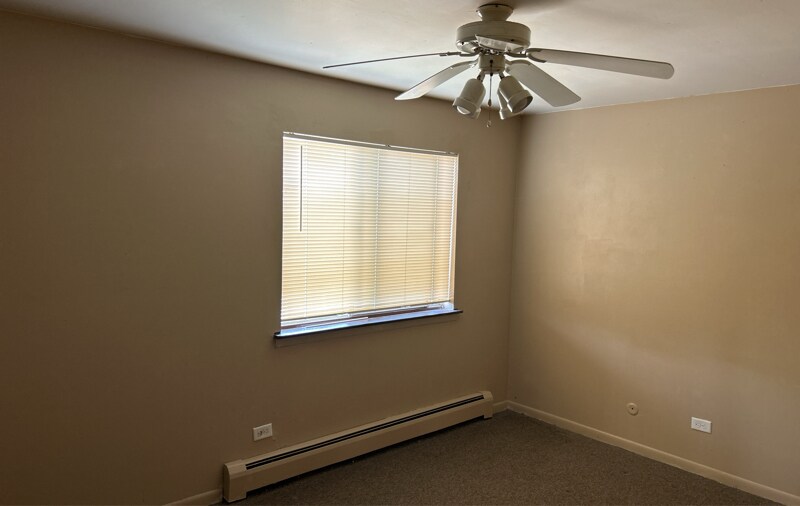 Building Photo - 3913 W 124th Pl