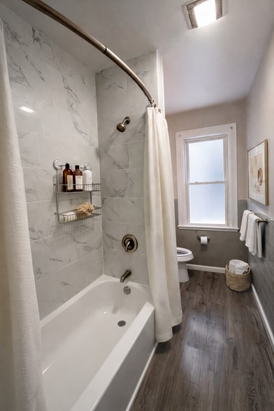 Building Photo - 580 Potomac Ave