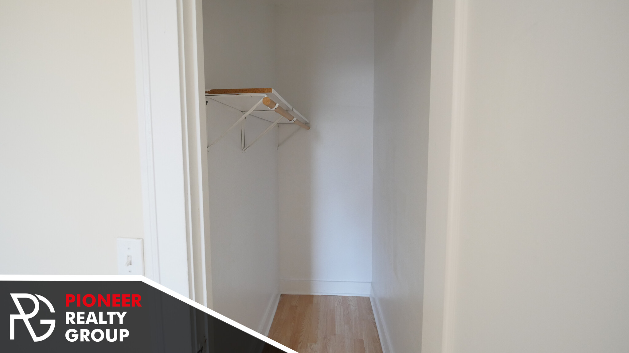 Building Photo - 4857 N Damen Ave