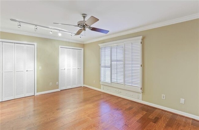 Building Photo - 36 Ivy Pkwy NE