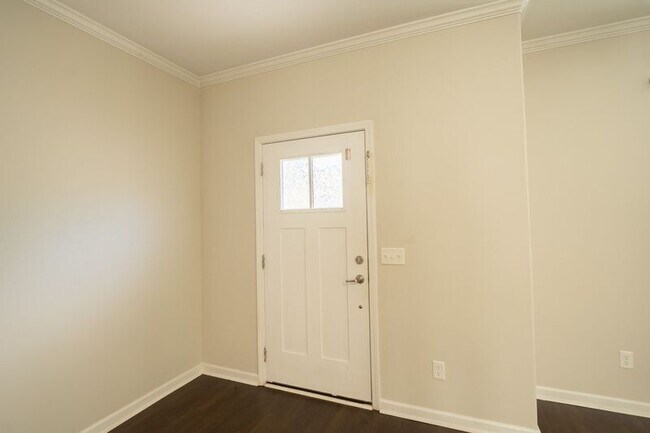 Building Photo - 92 Reese Way