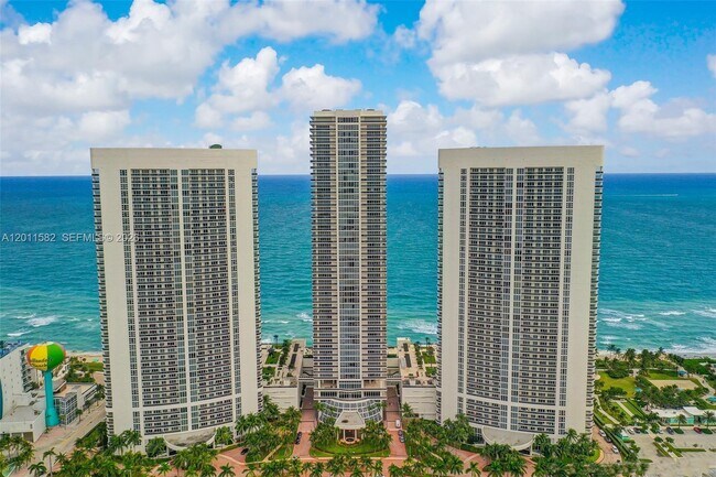 Building Photo - 1830 S Ocean Dr