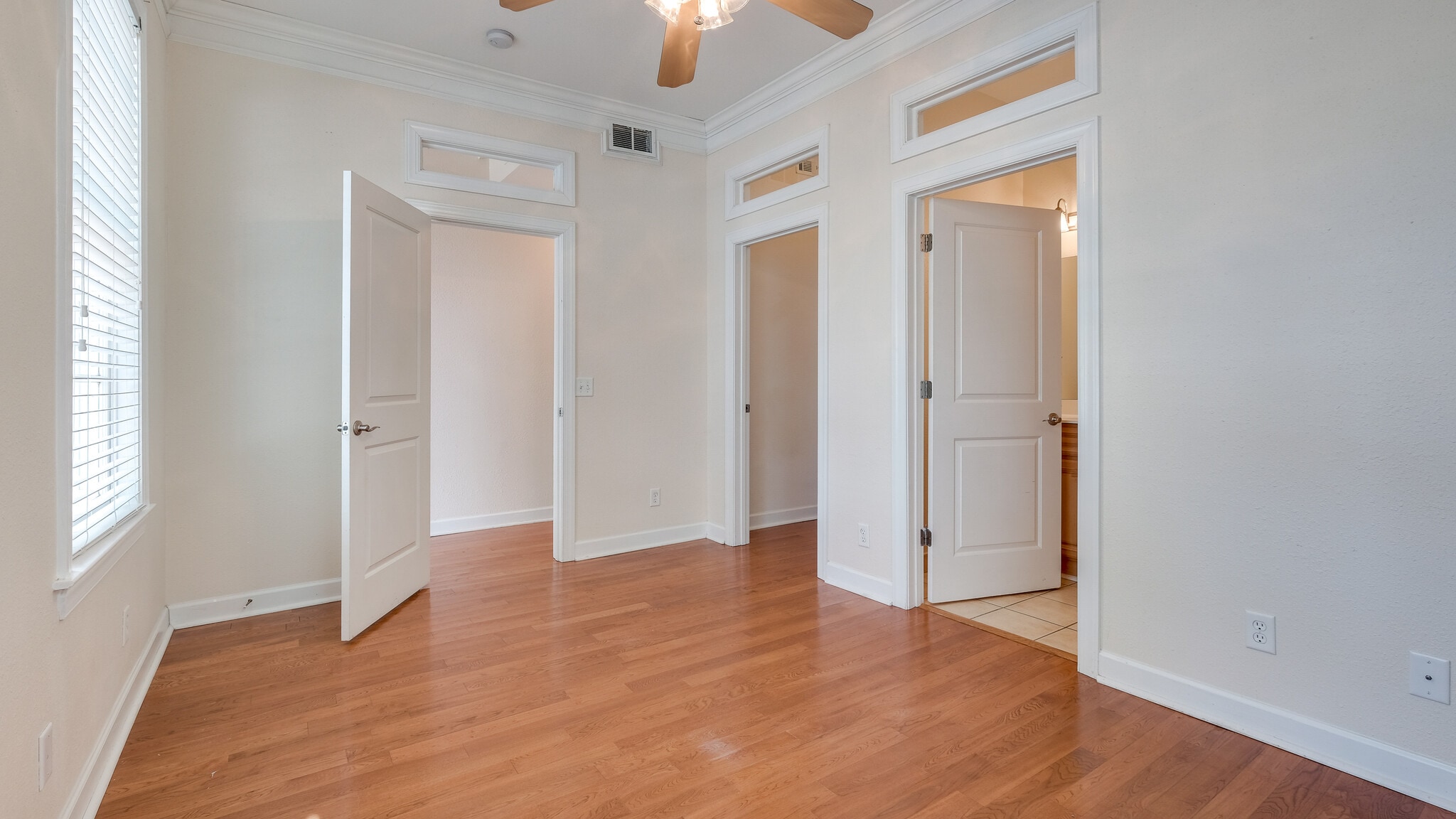 Master Bedroom - 536 E Gwinnett St