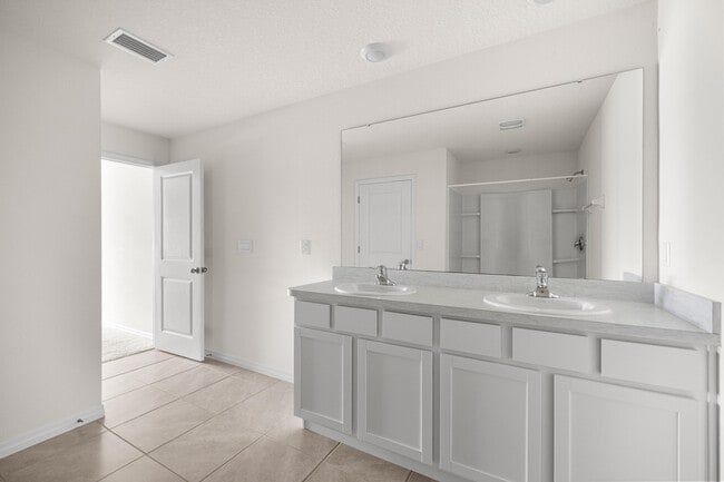Building Photo - 8904 SW 50th Ter