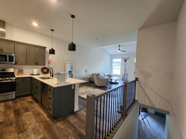 Building Photo - 114 Dogwood Ln